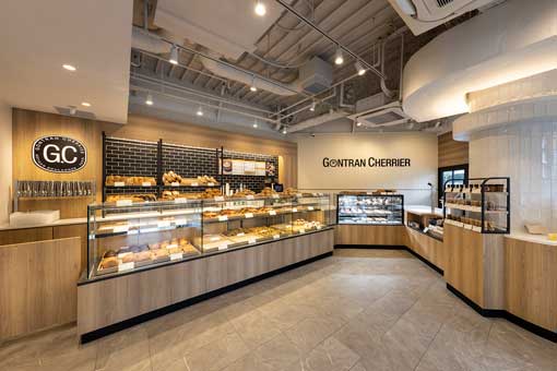 青山店 1F内観